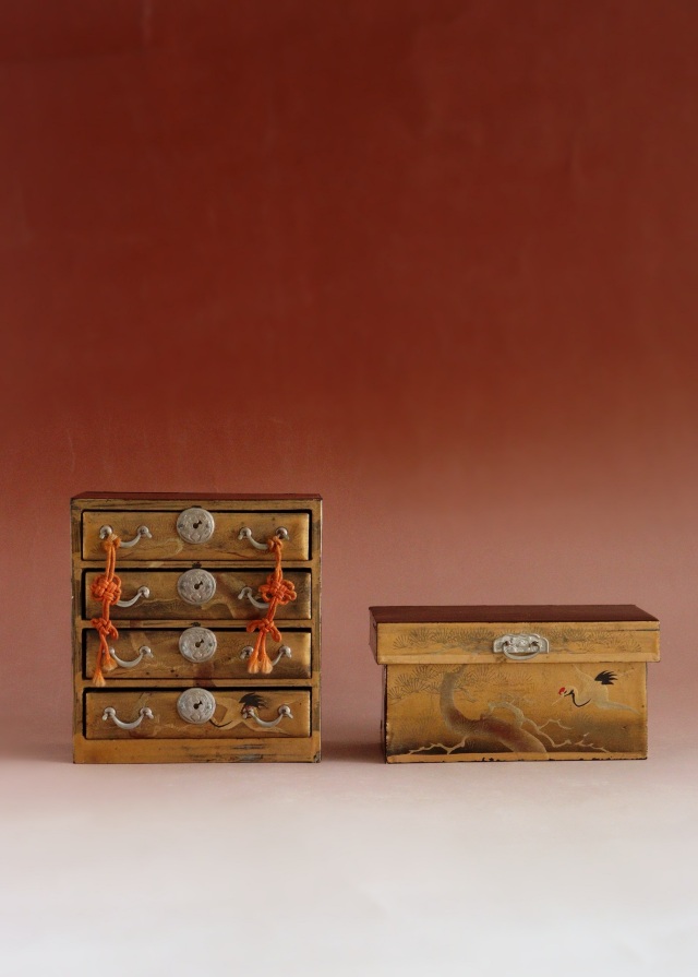 雛道具　蒔絵道具　雛人形箪笥　長持　蒔絵道具　雛人形道具　道具　ひな祭り