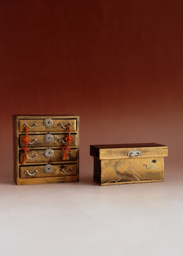 雛道具　蒔絵道具　雛人形箪笥　長持　蒔絵道具　雛人形道具　道具　ひな祭り