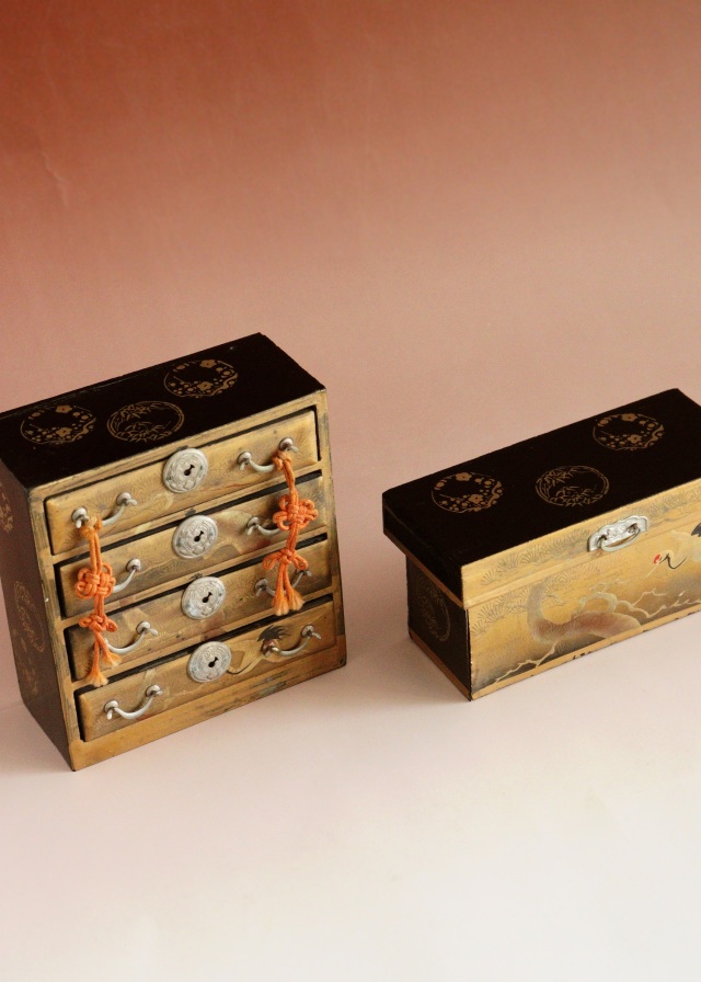 雛道具　蒔絵道具　雛人形箪笥　長持　蒔絵道具　雛人形道具　道具　ひな祭り