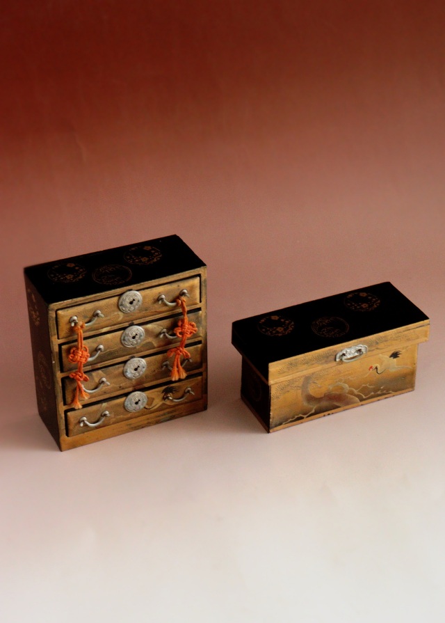 雛道具　蒔絵道具　雛人形箪笥　長持　蒔絵道具　雛人形道具　道具　ひな祭り