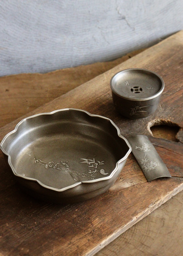 錫製茶器セット　菓子器　茶こぼし　茶則　間村自造　四君子　茶盤