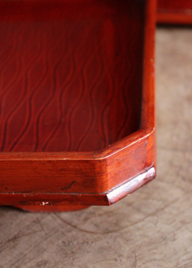 春慶塗り　立涌紋隅切り足付き膳　2膳セット　アウトレット