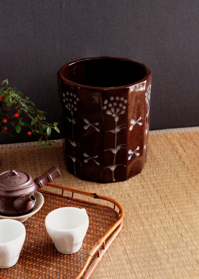 飴色釉薬面取陶製手あぶり 火鉢 鉢カバー 民藝 涼炉 手あぶり 小さな