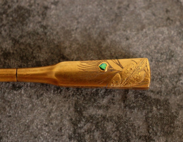 螺鈿孔雀紋蒔絵櫛・笄セット　漆器　髪飾り　和装小物　伝統工芸