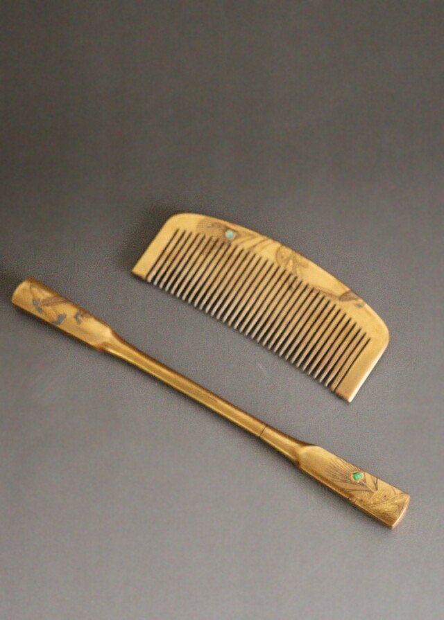 螺鈿孔雀紋蒔絵櫛・笄セット　漆器　髪飾り　和装小物　伝統工芸