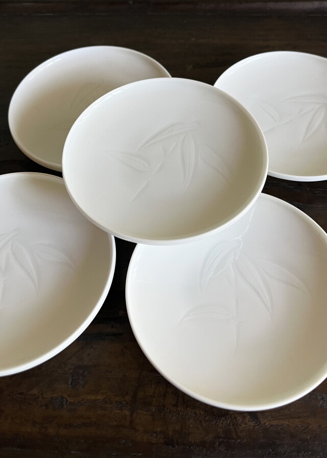 白磁笹紋小皿五枚組　奥川忠右衛門作