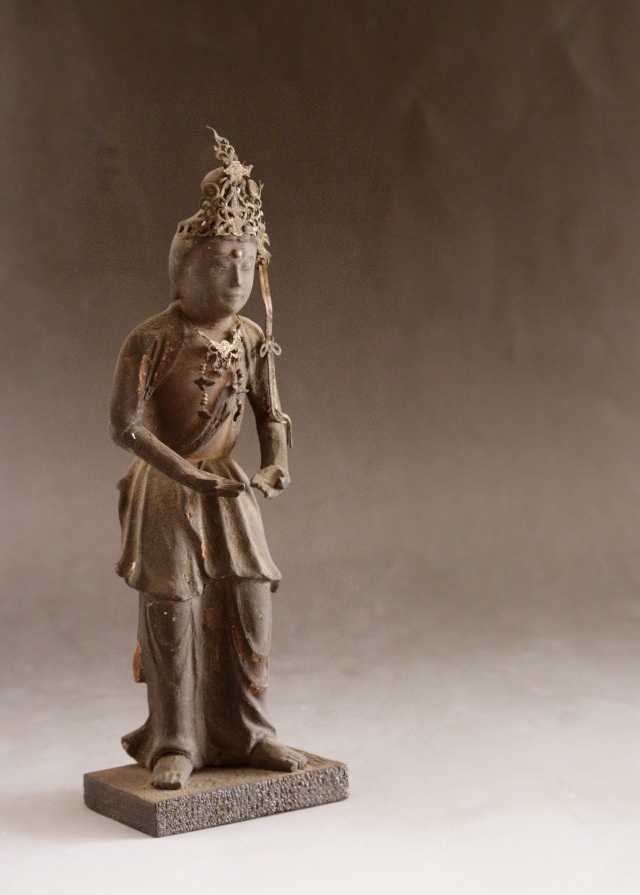 月光菩薩　小仏　仏教美術　木彫仏　 仏像  時代仏 　骨董　座像　仏教美術　古仏