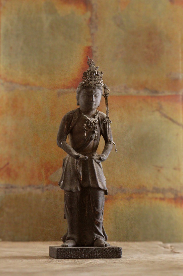 月光菩薩　小仏　仏教美術　木彫仏　 仏像  時代仏 　骨董　座像　仏教美術　古仏