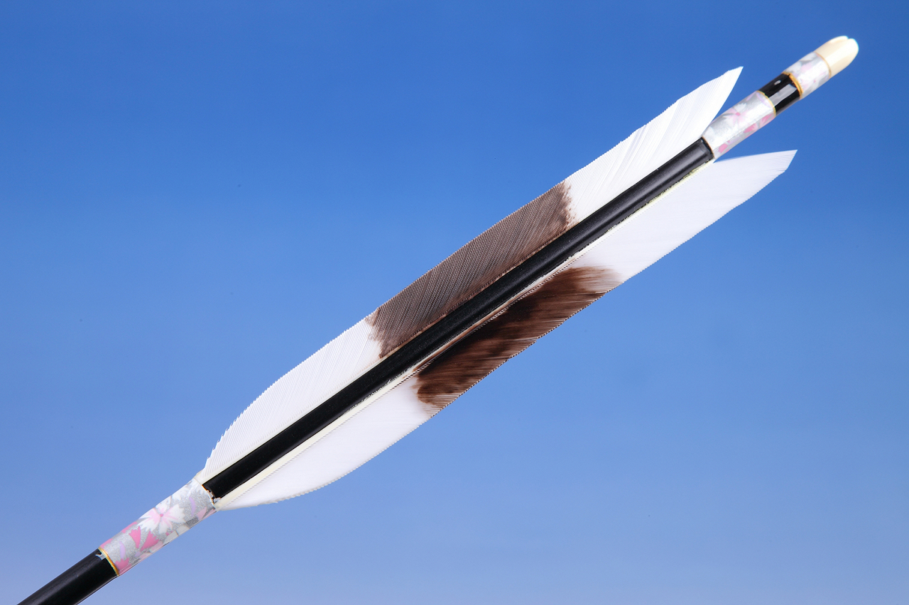 【D-1582】Black Fore Fletching - Set of 6 (Shaft Size 1913)ターキー 手描中黒 時代巻き 1913シャフト 6本組 【D-1582】Black Fore Fletching - Set of 6 (Shaft Size 1913)ターキー 手描中黒 時代巻き 1913シャフト 6本組