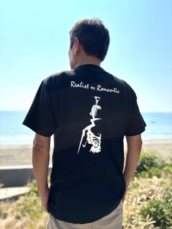 織田信長Tシャツ　彼はリアリストか、あるいはロマンチストか？