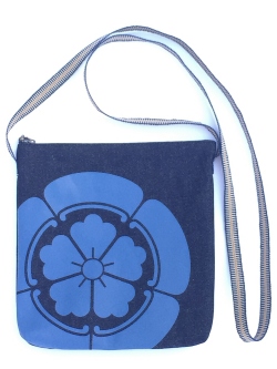 織田信長家紋デニムショルダーポーチ　織田木瓜紋