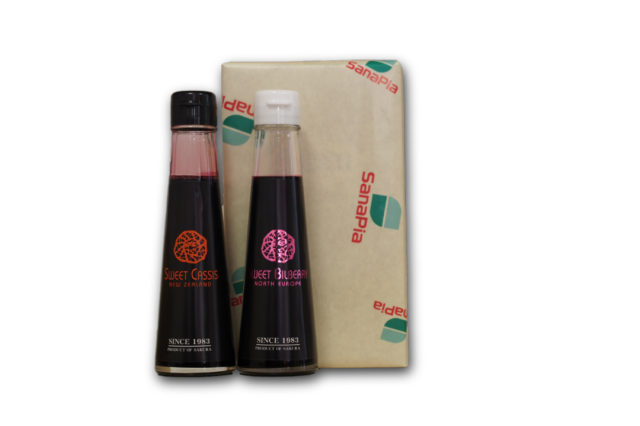 スウィートビルベリー カシスの濃縮ジュースセット 天然の北欧産ブルーベリー ビルベリー 約1 000粒と最高品質のカシスを使用