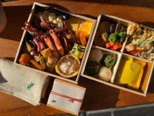 山映特製　クリスマス御重