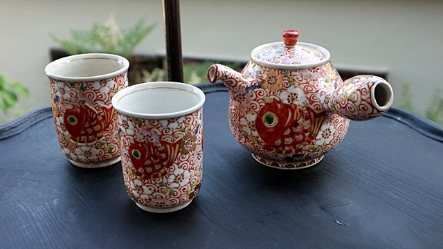 赤絵　李朝　古玩　春日山窯　九谷焼　呉須赤絵　豆皿　鑑賞陶器　蔵出し　３客 Yahoo!オークション -「呉須赤絵 皿」の落札相場・落札価格