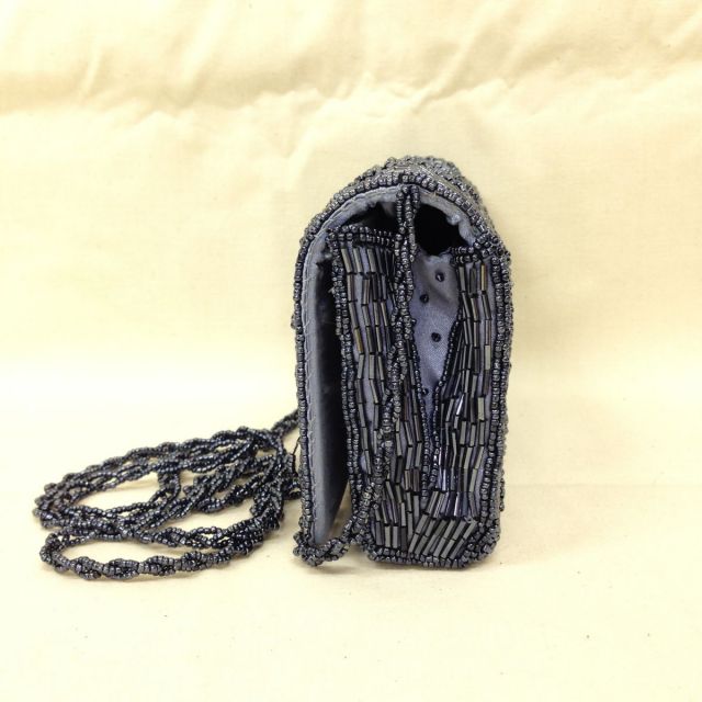 【特価】【アウトレットセール】(b140-03)_バッグ_ビーズセカンドバッグ（シルバーグレイ_小）