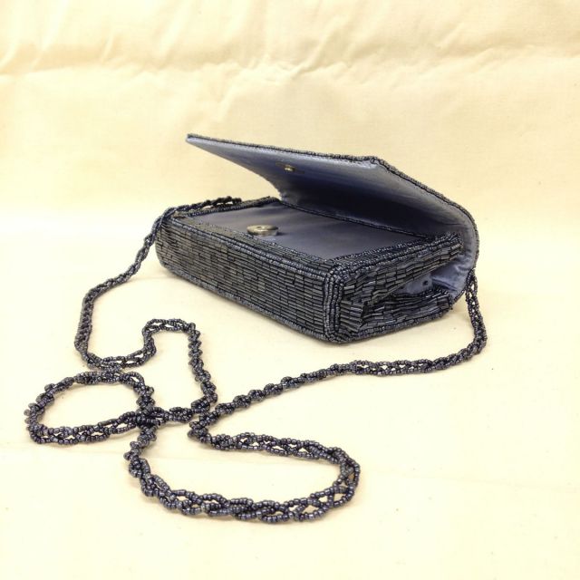 【特価】【アウトレットセール】(b140-04)_バッグ_ビーズセカンドバッグ（シルバーグレイ_小）