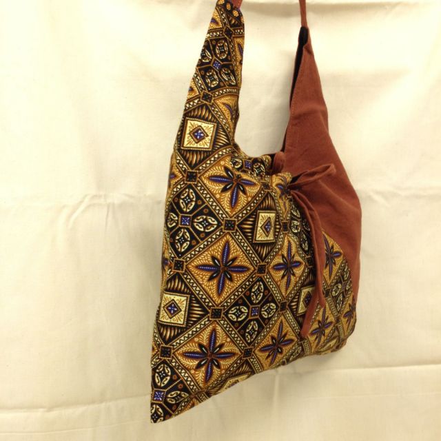 【特価】【アウトレットセール】(b206-02)_バッグ_バティックバッグ（濃茶&ブルー・茶）
