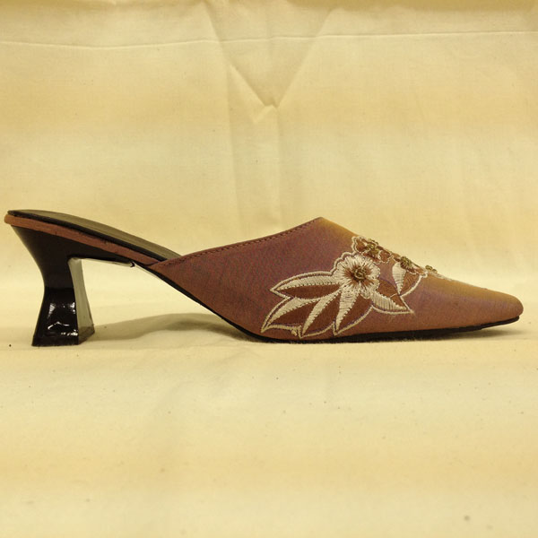 【特価】【激安】【アウトレット】ビーズ刺繍ミュール2(ブロンズ)_ミュール_ヒール6cm【km014】_km014-M-06.jpg