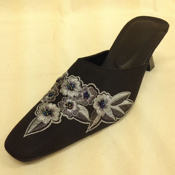 【特価】【激安】【アウトレット】ビーズ刺繍ミュール2(ブラック)_ミュール_ヒール6cm【km015】_km015-M-08.jpg