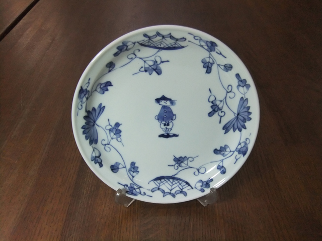有田焼　青花　唐草異人　玉渕６寸ケーキ皿