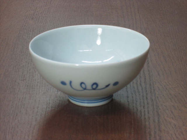 飯碗の正面からの画像です