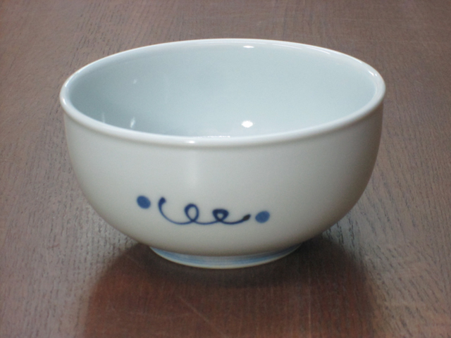 丼の正面からの画像です