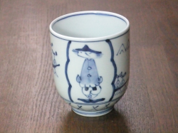 有田焼　青花　割濃マント異人　小湯呑