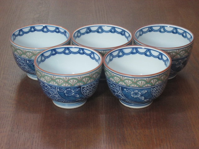 仙茶揃の正面からの画像です