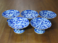 有田焼 飾り皿 染付 山水  華山窯 木製皿立付 40cm 華山萬右衛門2103 華山萬右衛門