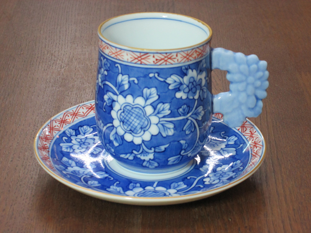 コーヒー碗皿の正面からの画像です