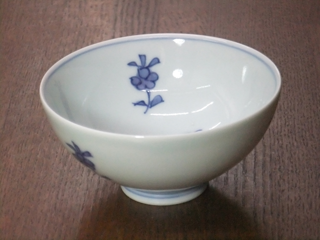 有田焼　青花　わらべ人形　３．２丸飯碗