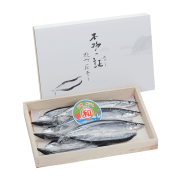灰干しさんま　6尾入り