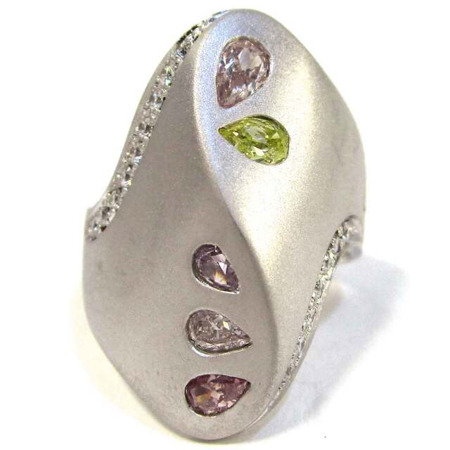 レディースリング ダイヤ/ブラウンダイヤ 750WG 13.5号 - TAN2400004