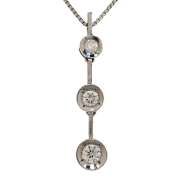 レディースネックレス ダイヤモンド（３Ｐ） Pt900/Pt850 トップW5.5*H28.5mm - TAN2500160