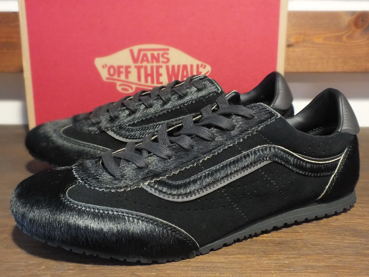 【送料無料】VANS SUPER LOWPRO PONY HAIR BLACK