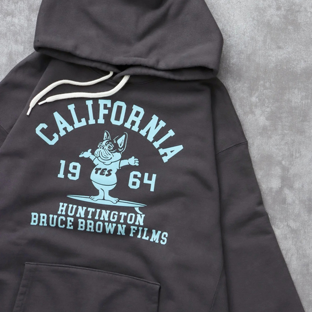 【送料無料】The Endless Summer TES CALIFORNIA HUNTINGTON COLLEGE SWEAT PARKA CHARCOAL