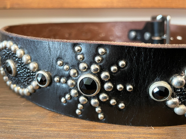 送料無料】通販 札幌 HTC BELT #53 STINGRAY レザーベルト スタッズ