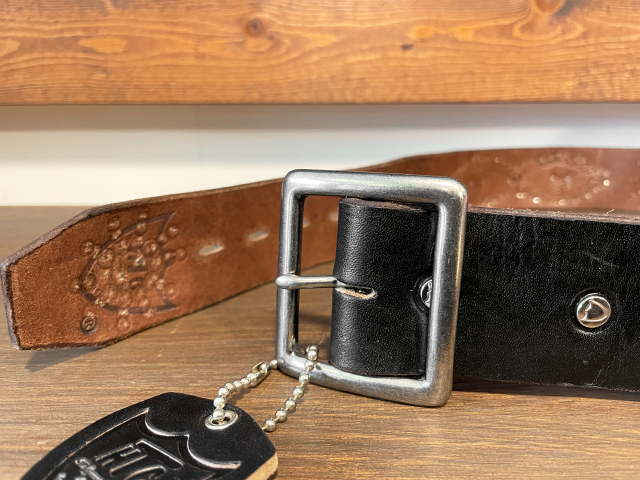 送料無料】通販 札幌 HTC BELT #53 STINGRAY レザーベルト スタッズ