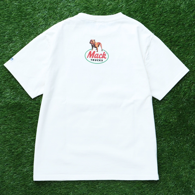 メルトザレディ　店舗限定Tシャツ OKAYYYY we had to add these to the collection ! NEW Broadstreet
