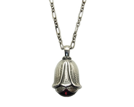 ２００７　イヤーペンダント　（ガーネット）