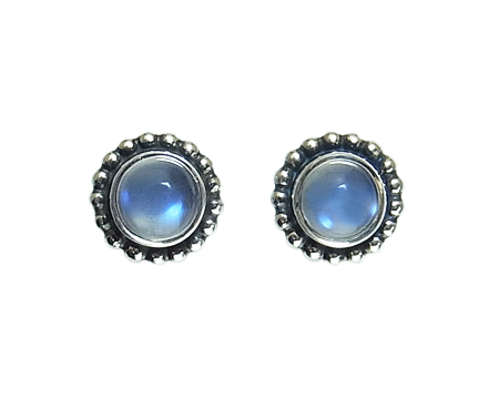 ピアス　＃９　（ムーンストーン）