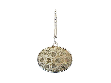 ペンダント　コーラルフォッシル　オーヴァル