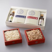 [お歳暮早割対象商品] 半生そば詰合せMIX【堀井(旬そば)・更科各2箱8人前、瓶つゆ2本4人前、季節限定】　※12月1日以降お届け