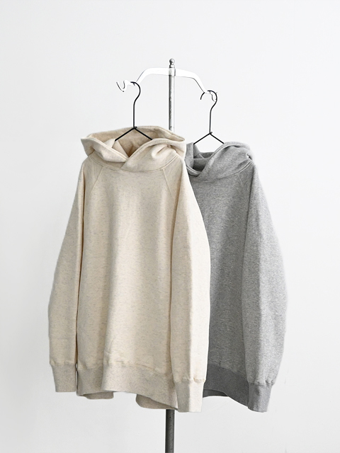 prit (プリット)　裏起毛・ラグランスリーブフードプルオーバー