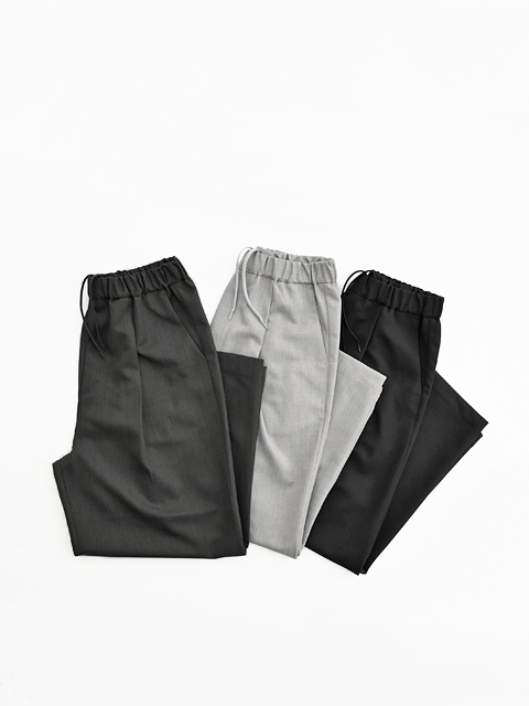 TRAVAIL MANUEL (トラバイユマニュアル)　イージーウーステッド・プランパンツ