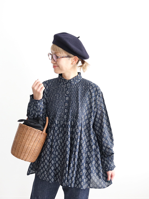 ☆ 23A/W メゾンドソイル　ピンタックブラウス maison de soilフラワーブロックプリント ミニピンタック