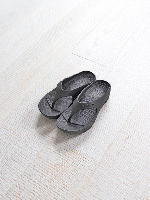 TELIC(テリック)W- FLIPFLOP (厚底・トングサンダル) TELIC(テリック)W- FLIPFLOP (厚底・トングサンダル)