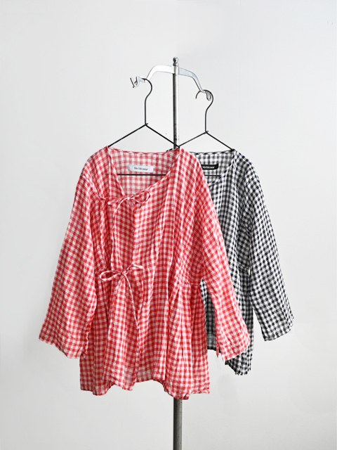 Veritecoeur (ヴェリテクール) ギンガムチェック・カシュクールブラウス