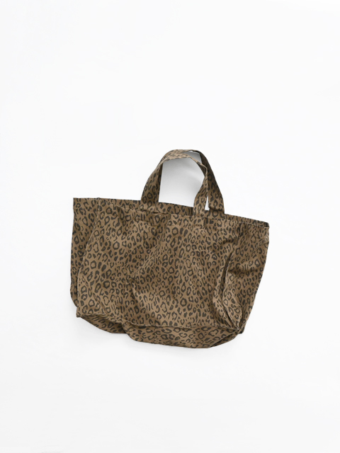 Yarmo (ヤーモ) レオパード・ランドリーバッグ