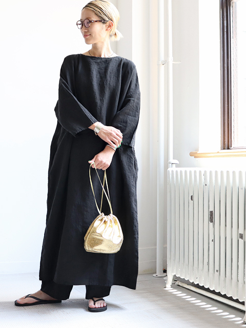 TRAVAIL MANUEL (トラバイユマニュアル)　フレンチリネンキャンバス・7分袖ロングワンピース